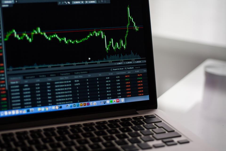 How to Price Freelance Projects Without Underselling Yourself